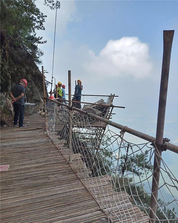 丹崖夕照“打卡地”呼之欲出——天岳幕阜山悬崖栈道主体十月完工