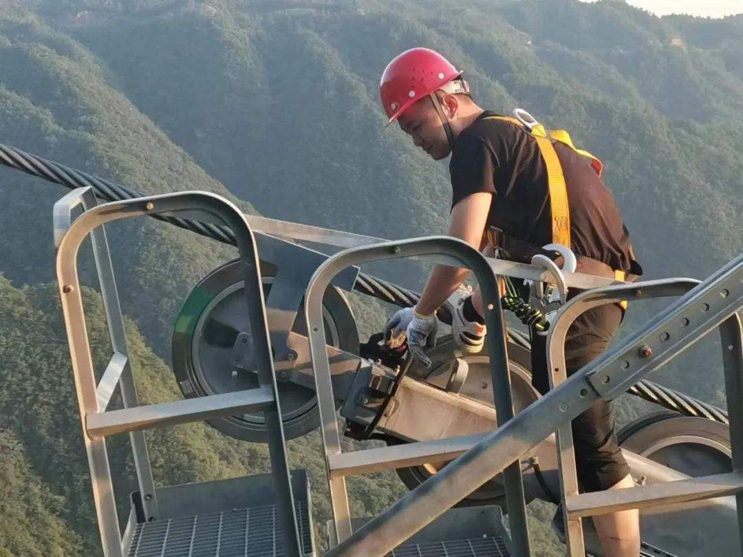 天岳幕阜山景区天岳大索道顺利通过年检